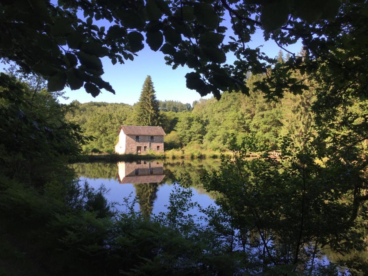 Le Moulin De La Farge B&B Saint-Moreil Eksteriør bilde